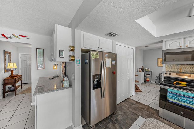 906 SAGO PALM WAY, Apollo Beach, FL 33572