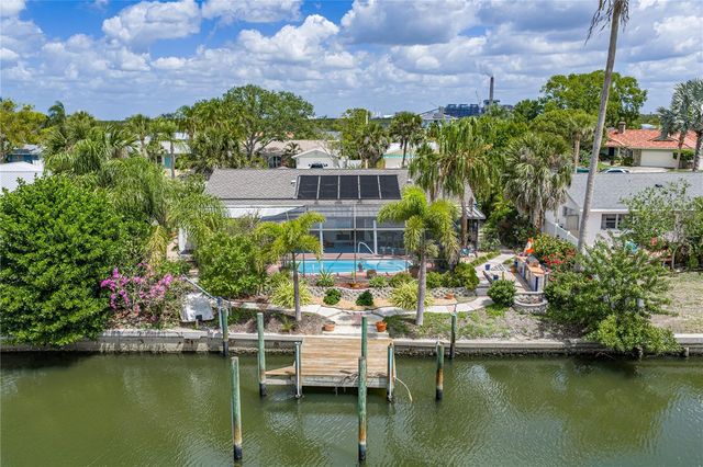 906 SAGO PALM WAY, Apollo Beach, FL 33572