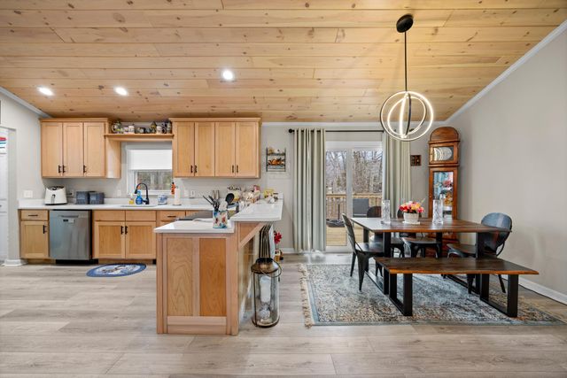 210 County Road 556, Athens, TN 37303