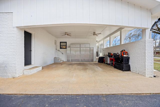 210 County Road 556, Athens, TN 37303