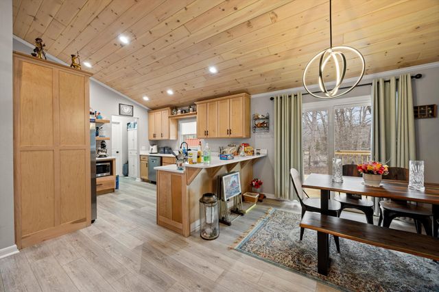 210 County Road 556, Athens, TN 37303