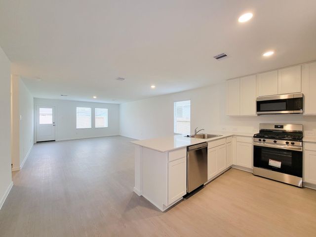 388 Tejas Trail, Waller, TX 77484