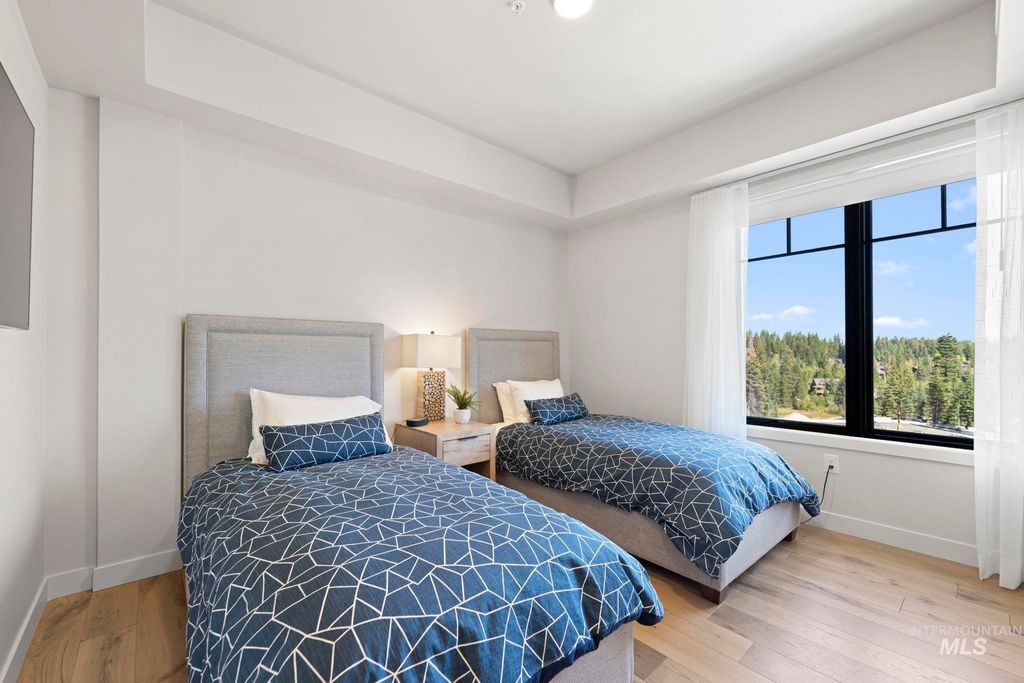 720 Village Drive 301, Donnelly, ID 83615 photo 27