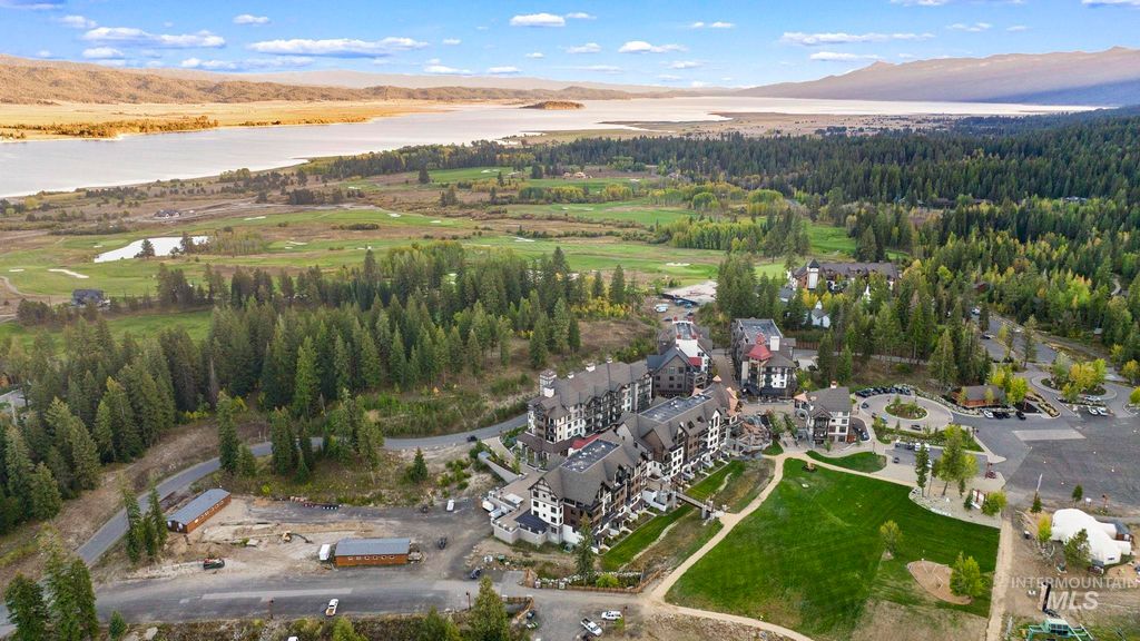 720 Village Drive 301, Donnelly, ID 83615 photo 38