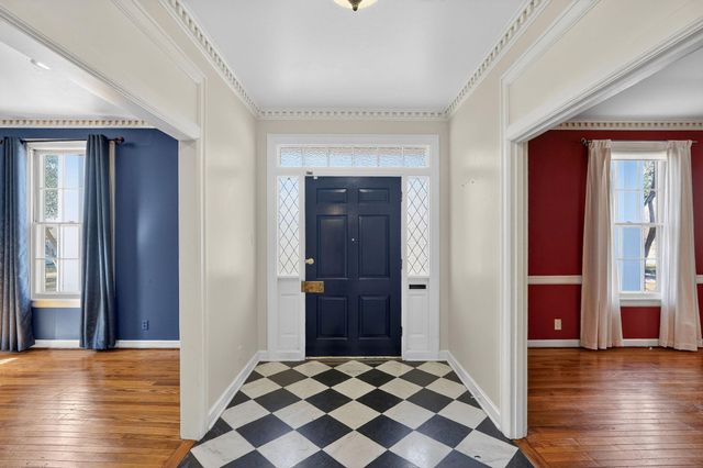 607 S Haswell Drive, Bryan, TX 77803