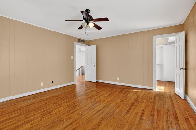 607 S Haswell Drive, Bryan, TX 77803