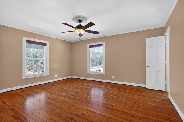 607 S Haswell Drive, Bryan, TX 77803