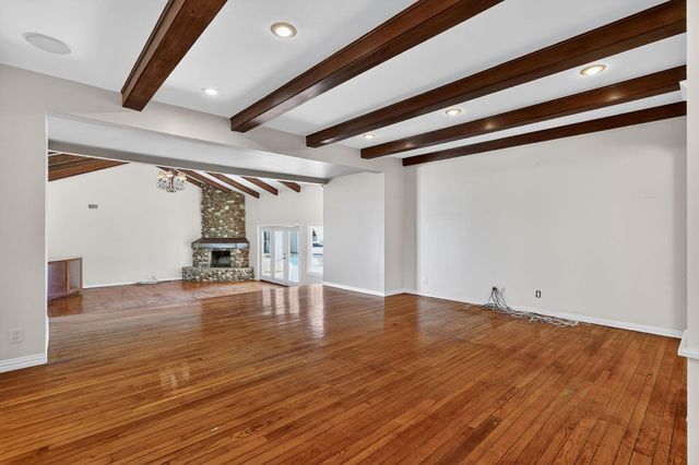 607 S Haswell Drive, Bryan, TX 77803