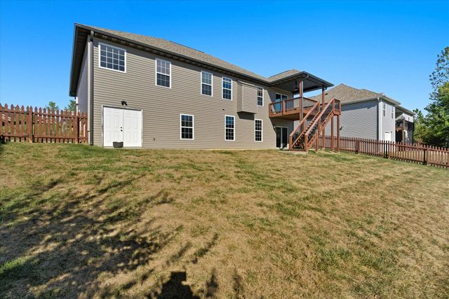 5004 STONE MOUNTAIN PKY, Columbia, MO 65201
