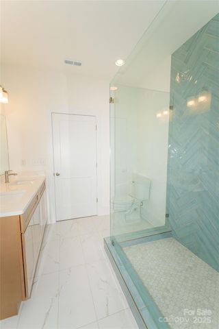 9818 Hood Road, Charlotte, NC 28215