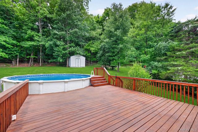 37 Surrey Road, Chester, NY 10918