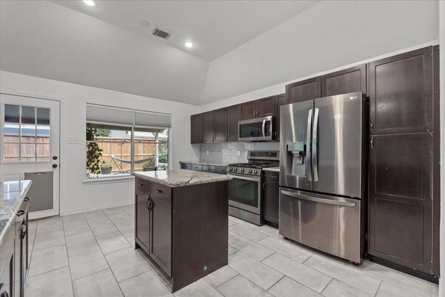 5115 Arborwood Drive, League City, TX 77573