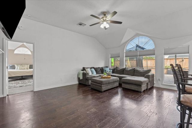 5115 Arborwood Drive, League City, TX 77573