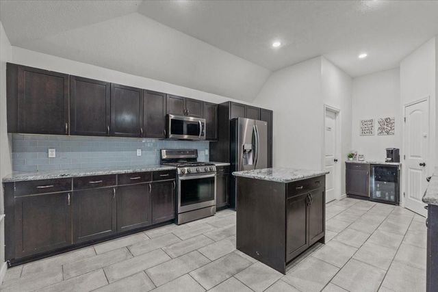5115 Arborwood Drive, League City, TX 77573