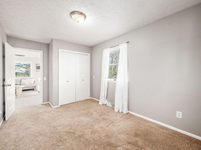 4766 Cosgray Road, Hilliard, OH 43026