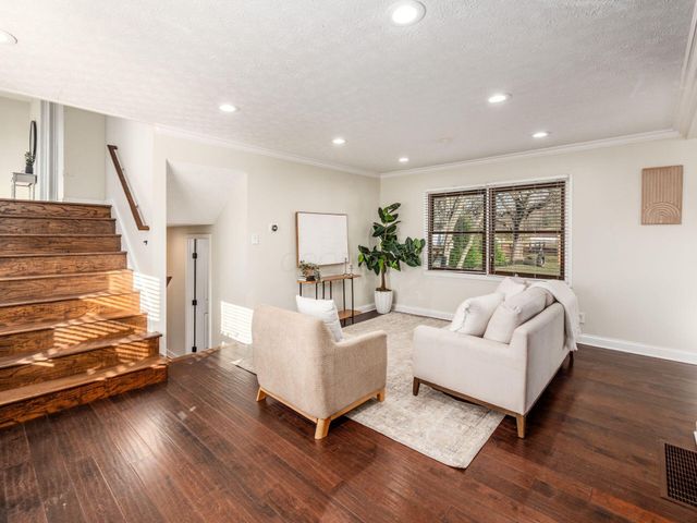 4766 Cosgray Road, Hilliard, OH 43026