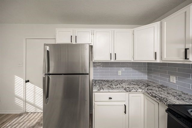 1214 NW Columbia Ave, Lawton, OK 73507