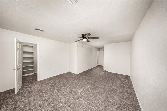 1214 NW Columbia Ave, Lawton, OK 73507