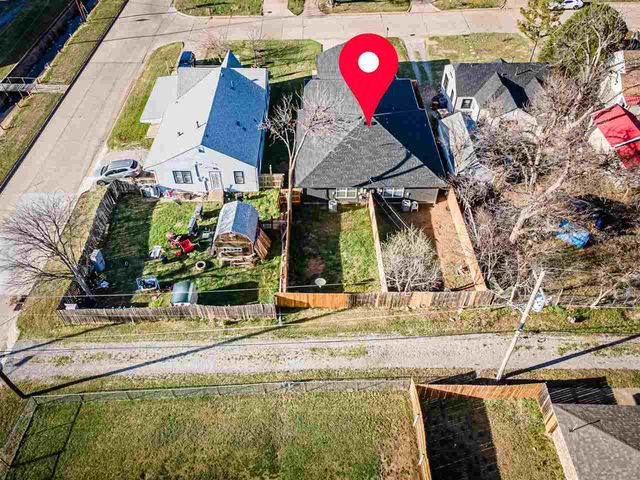 1214 NW Columbia Ave, Lawton, OK 73507