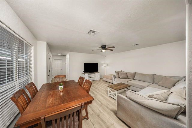 1214 NW Columbia Ave, Lawton, OK 73507