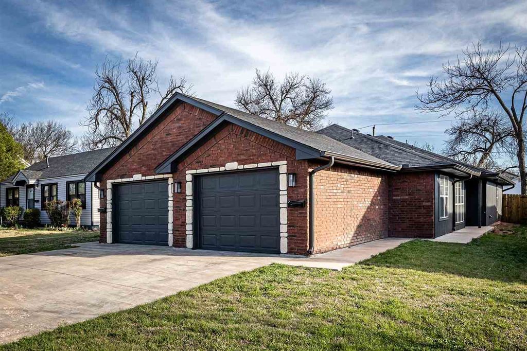 1214 NW Columbia Ave, Lawton, OK 73507