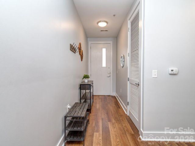 1101 W 1st Street 211, Charlotte, NC 28202
