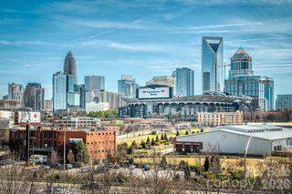 1101 W 1st Street 211, Charlotte, NC 28202