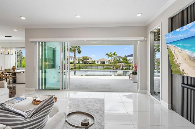 12115 Waterstone Circle, Palm Beach Gardens, FL 33412