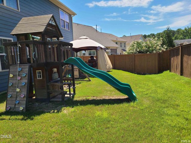 614 Rose Laurel Court, Apex, NC 27523