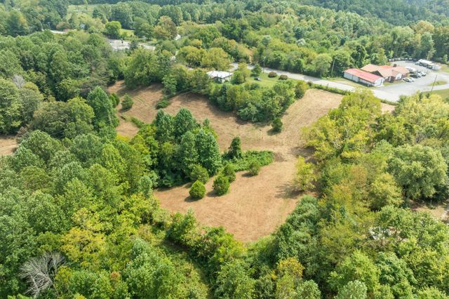 225 Richardson Ln, Gainesboro, TN 38562
