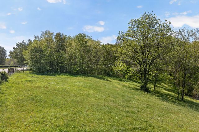 225 Richardson Ln, Gainesboro, TN 38562