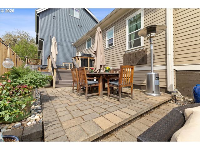 537 Se SPOKANE St, Portland, OR 97202