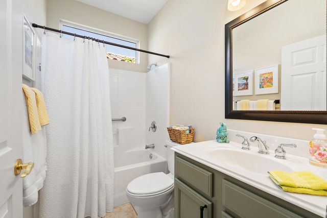 78727 Stansbury Court, Palm Desert, CA 92211