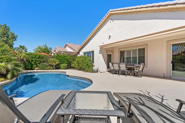 78727 Stansbury Court, Palm Desert, CA 92211