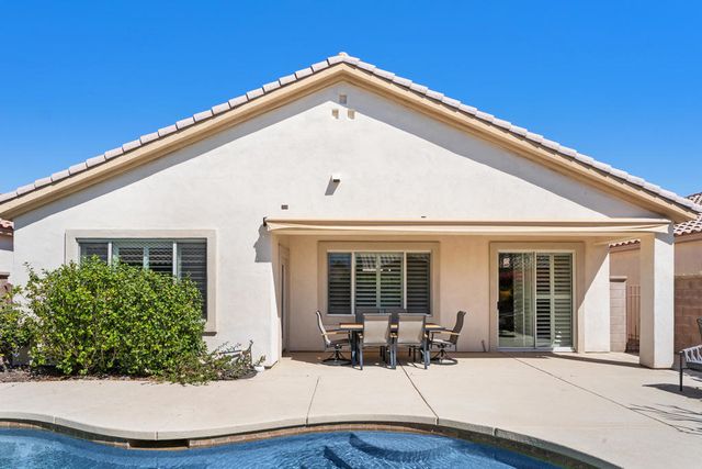 78727 Stansbury Court, Palm Desert, CA 92211