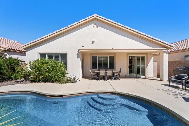 78727 Stansbury Court, Palm Desert, CA 92211