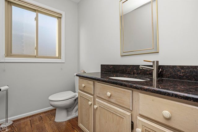55261 Kingsway Drive, Shelby Twp, MI 48316