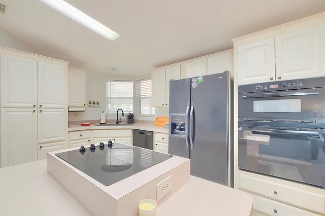 15025 BROOKRIDGE BOULEVARD, Brooksville, FL 34614