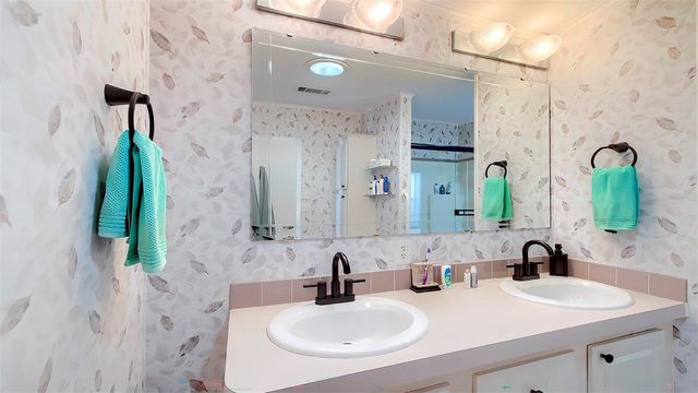 15025 BROOKRIDGE BOULEVARD, Brooksville, FL 34614