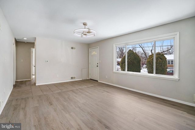 2204 FORDHAM ST, Hyattsville, MD 20783