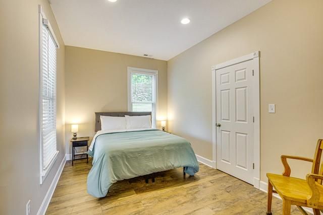 436 E Broadway Avenue, Excelsior Springs, MO 64024
