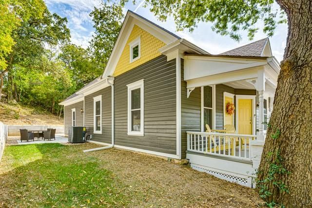 436 E Broadway Avenue, Excelsior Springs, MO 64024