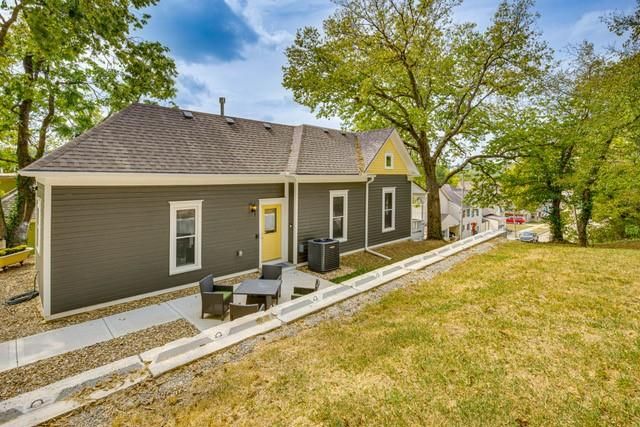 436 E Broadway Avenue, Excelsior Springs, MO 64024