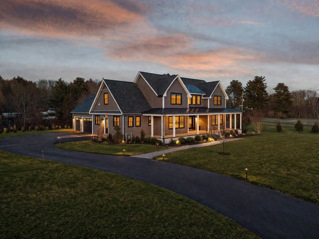 6 Shipwright Way, Newington, NH 03801