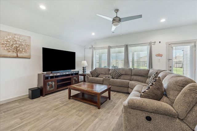 1115 Della Lane, Rosharon, TX 77583