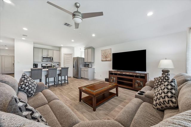 1115 Della Lane, Rosharon, TX 77583