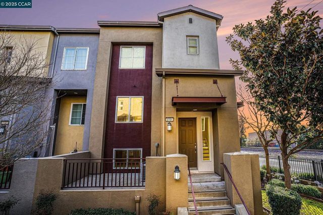 2701 Holly St, San Pablo, CA 94806