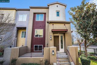 2701 Holly St, San Pablo, CA 94806