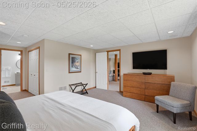 10232 Spencer Road, Brighton Township, MI 48114