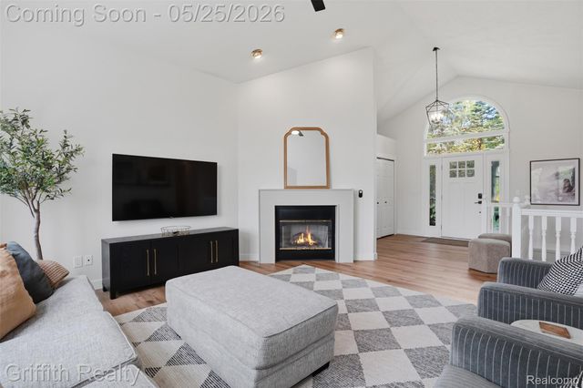 10232 Spencer Road, Brighton Township, MI 48114